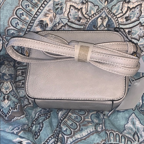 Emperia Zip Detail Vegan Camera Crossbody Bag - Picture 3 of 4